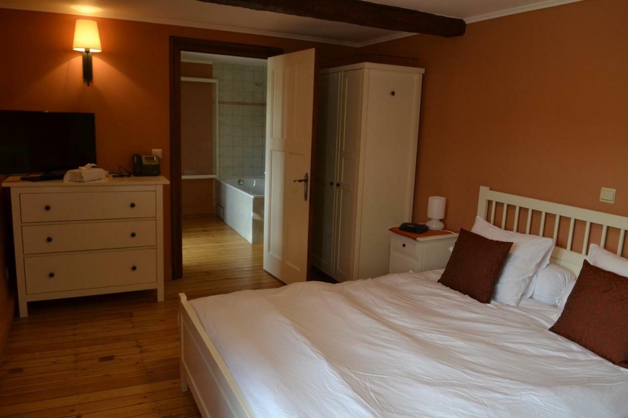 Auberge De Bouvignes Dinant Kültér fotó